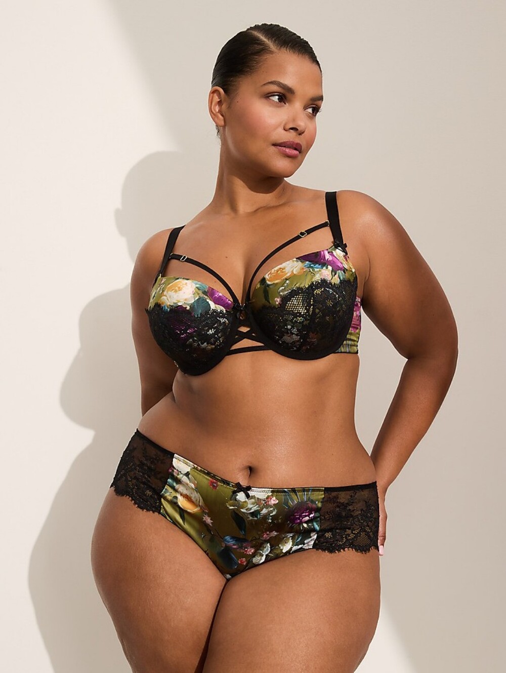 Cacique Black Lace Floral Stretch Satin Boost Balconette Bra Sz 42C New $69 - Picture 4 of 9